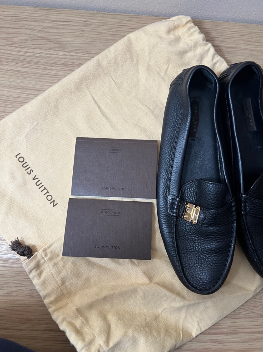 Louis Vuitton Black Pebbled Leather Loafers with Gold Hardware size 38,5 - Picture 11 of 11